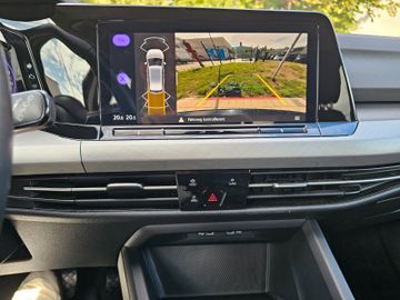 Volkswagen Golf - 10