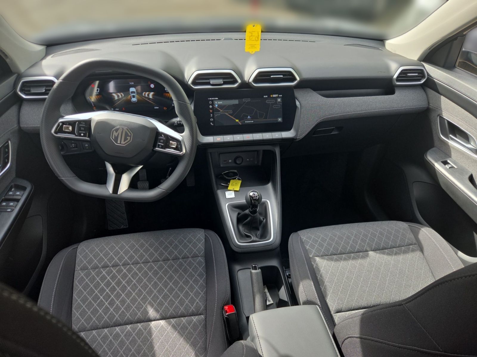 Fahrzeugabbildung MG ZS 1.5 116 PS Schalter Standard *NAVI*KLIMA*DAB*