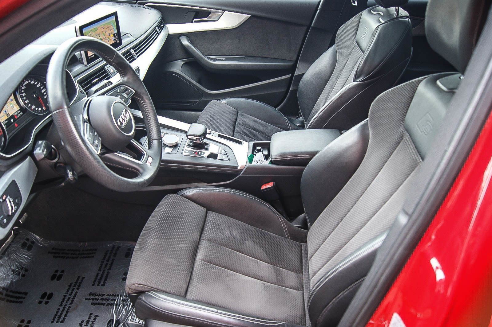 Fahrzeugabbildung Audi A4 Avant 20 TDI S-Line SPORT PANORAMA KAMERA DSP