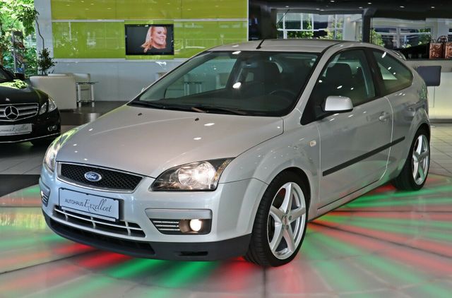 Ford Focus Lim. Sport*KLIMAAUT*PDC*ALU 17 Zoll*BC*