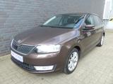 Skoda Rapid Spaceback Joy Automatik/Xenon/PDC/2.Hd - Skoda Rapid in Hannover