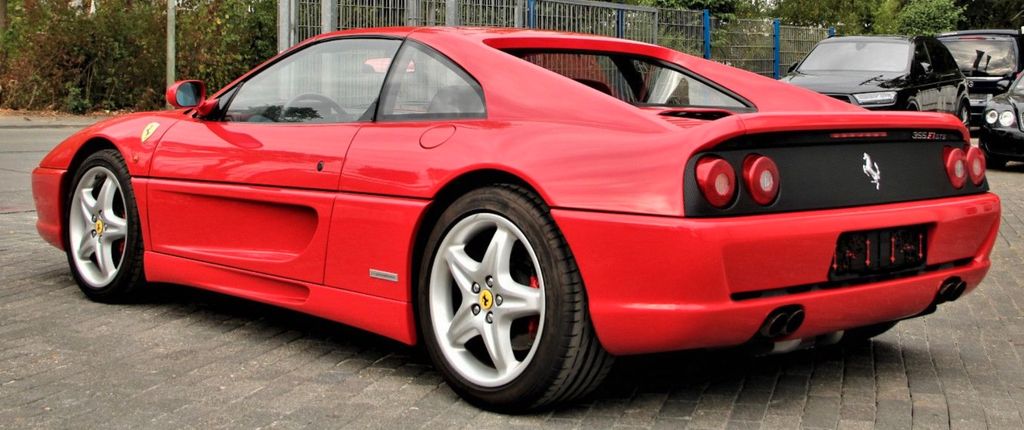 Ferrari F355