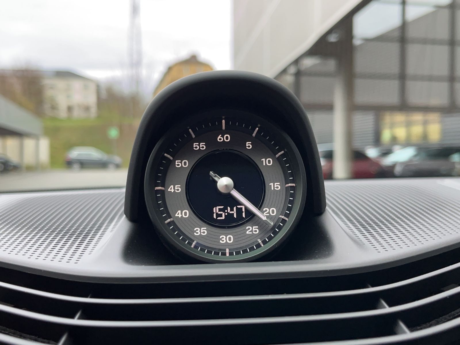 Porsche Taycan - Bild 22