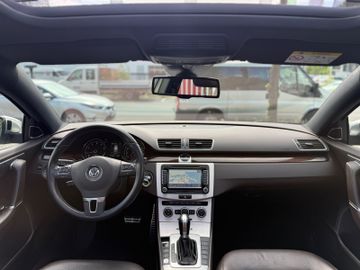 Volkswagen Passat Alltrack - 12