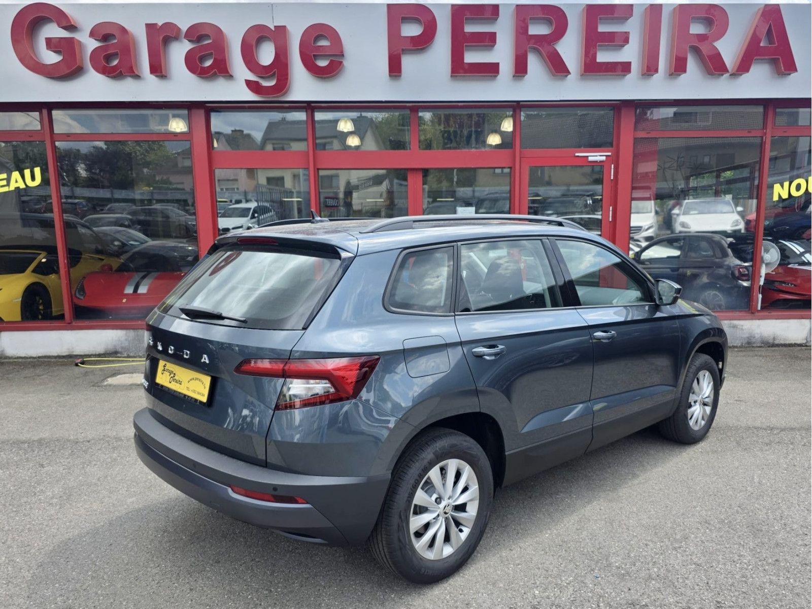 Skoda Karoq 2.0 TDI 150 CANTON NAVI 1 HAND imagem 3