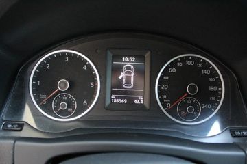 Volkswagen Tiguan - 9