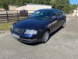 Audi A 6  1,8 T Rentner Garage Youngtimer - Audi A6 aus 2000: Limousine