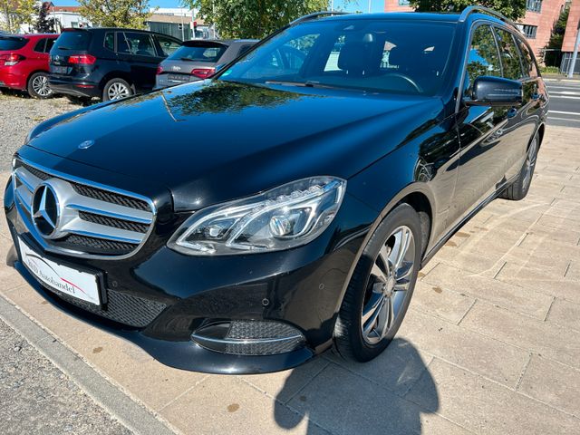 Mercedes-Benz E 220d T-Modell  BlueTec Automatik LED Navi