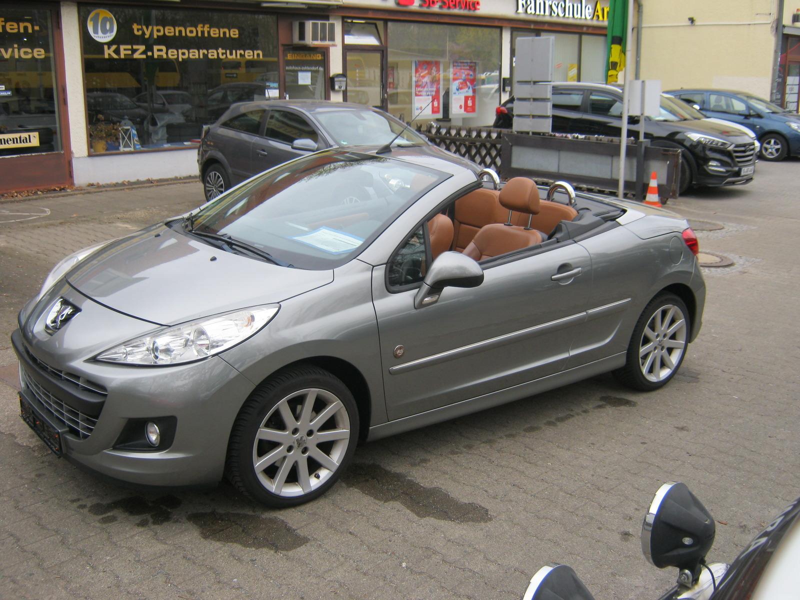 Peugeot 207 CC Roland Garros Leder/Klimaautomatik/Allw.