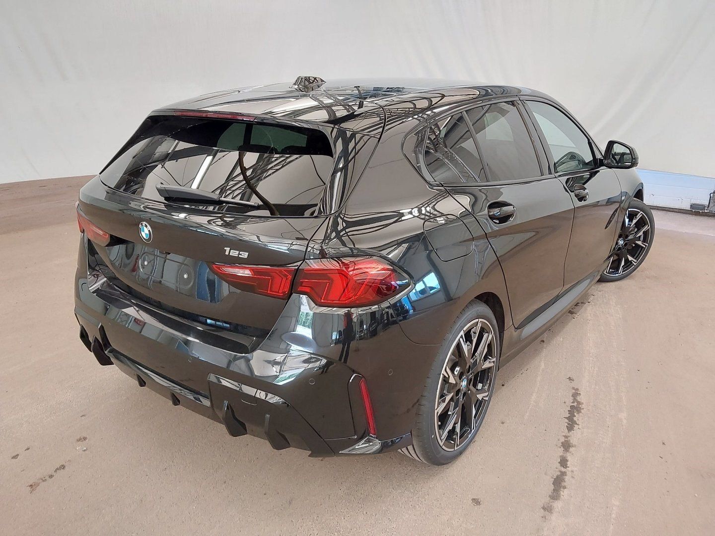 BMW 123 - Bild 2