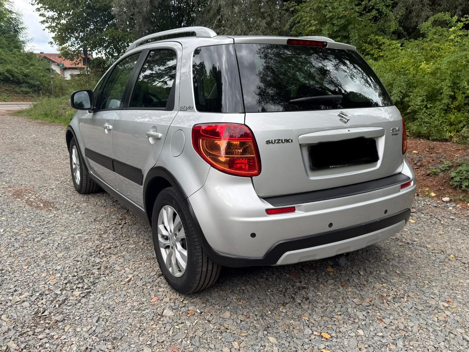 Suzuki SX4 1.6 VVT 2WD Style Automatik Style