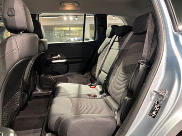 Mercedes GLB 200 - 10