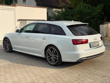 Audi A6 - 6