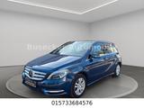 Mercedes-Benz B 200 - Mercedes-Benz B 200: Blau