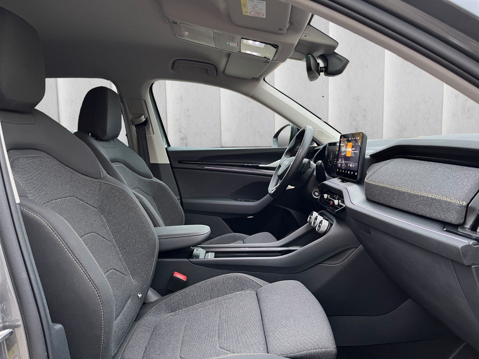 Fahrzeugabbildung SKODA Kodiaq 2.0 TDI DSG*7-Sitzer**ViCo*SHZ*LED**