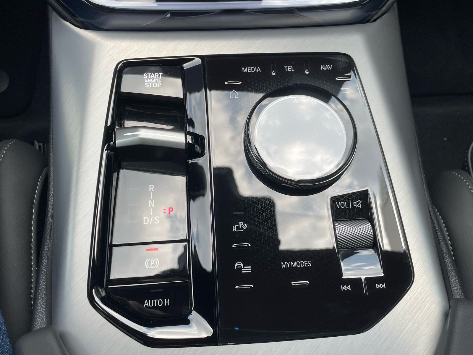 BMW X3 M50 HK HiFi DAB LED Pano.Dach RFK Komfortzg. foto 15