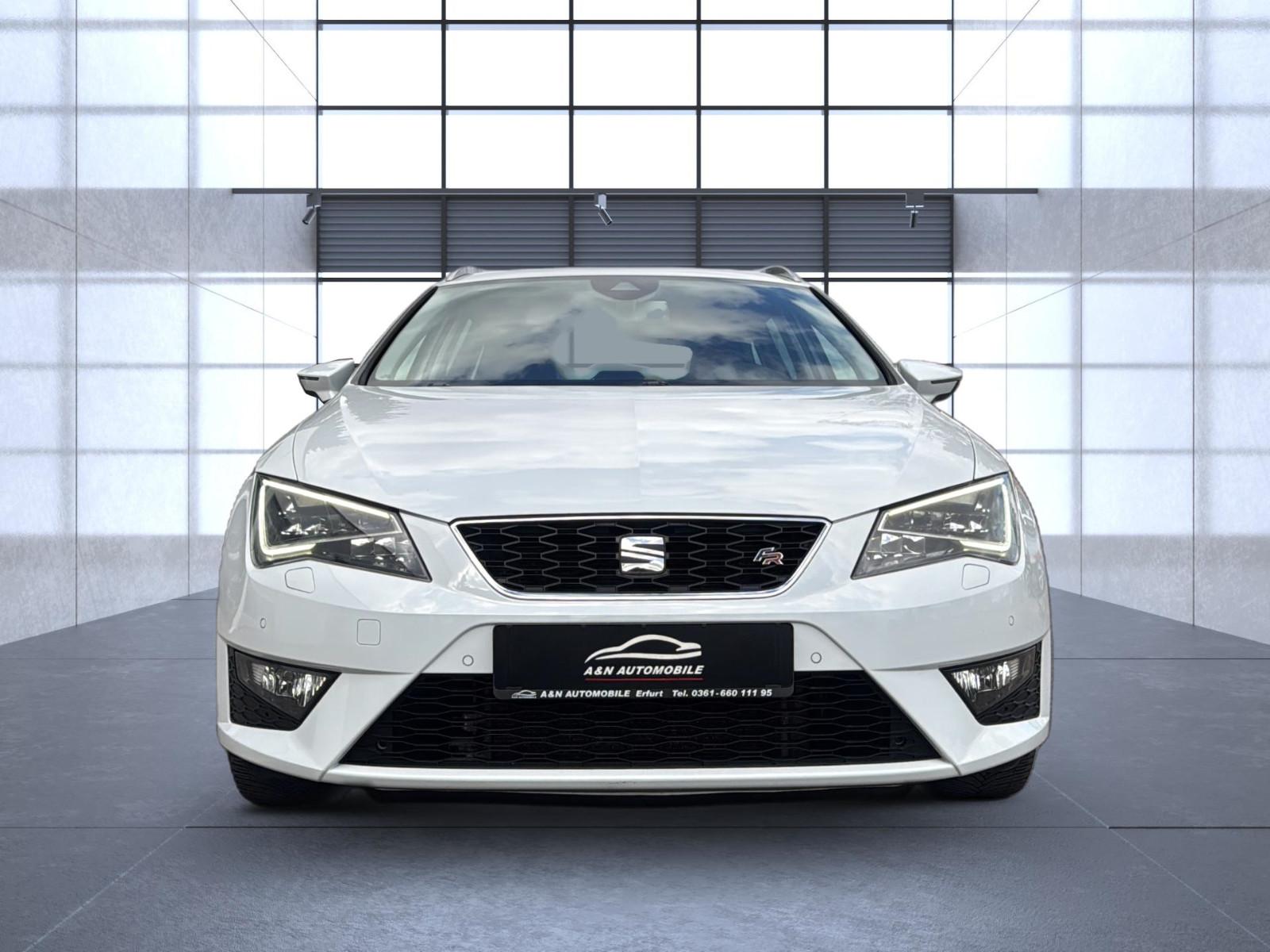 Seat Leon ST FR+LED+NAVI+ALCANTARA+KLIMAA.+PDC+AHK