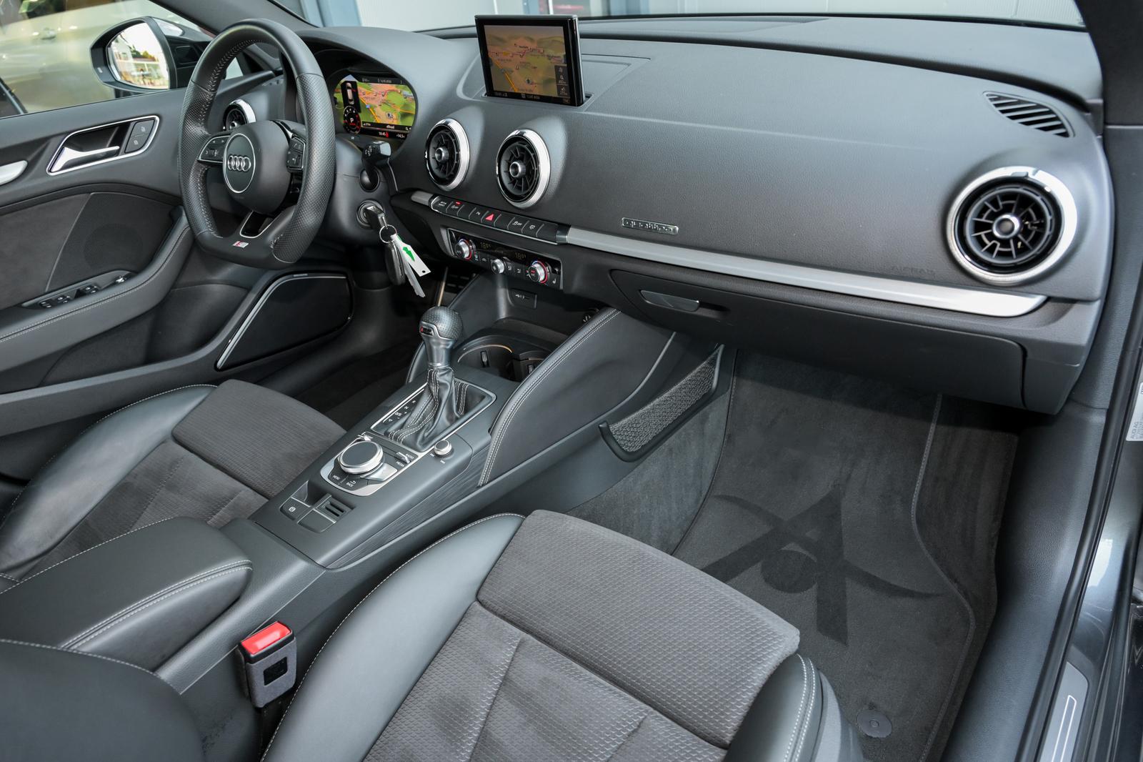 Audi A3 Sportback 2.0 TFSI quattro 3x S line* Pano !*