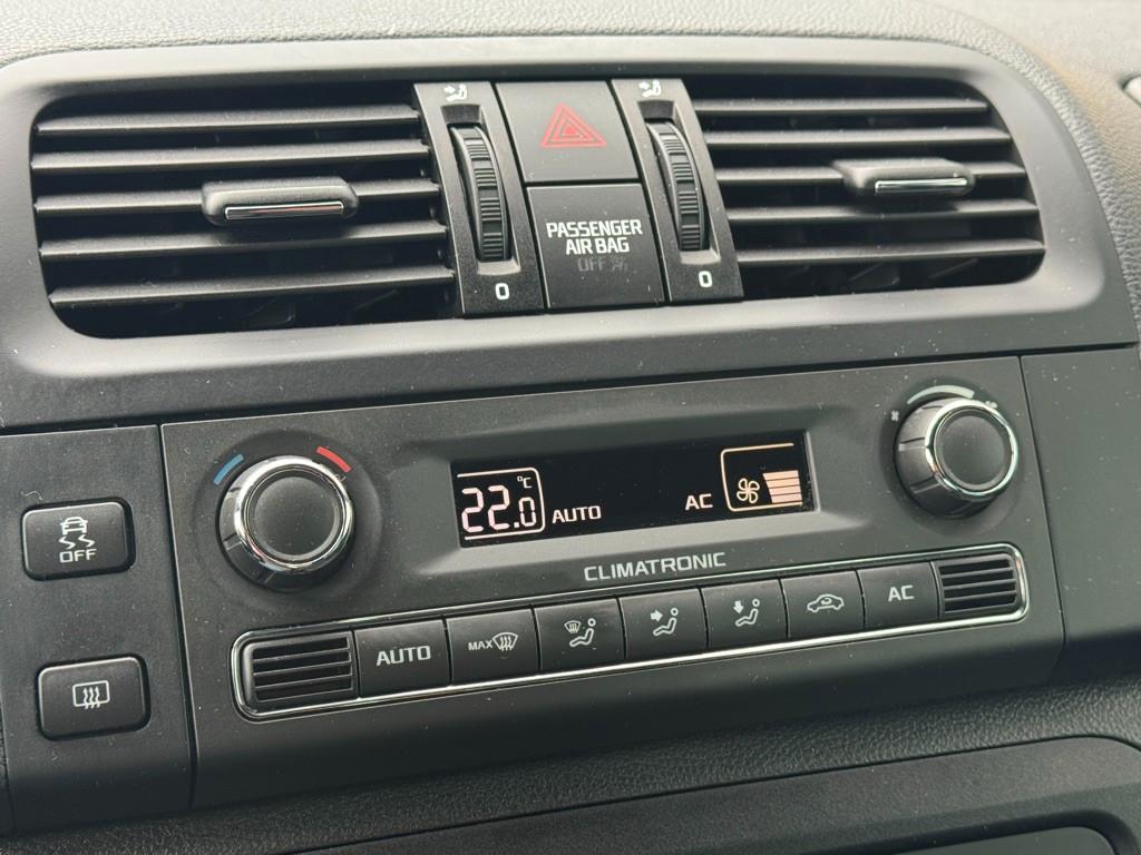 SKODA FABIA RS - 180 CV - BVA