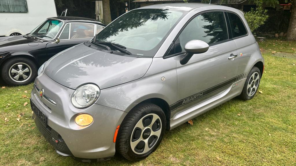 Fiat 500e Abarth California Klima+Navi+Ganzjahr+SH+FS