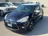 DS Automobiles DS AUTOMOBILES DS 3 1.2 VTi 82 Chic - blaue DS Automobiles DS3