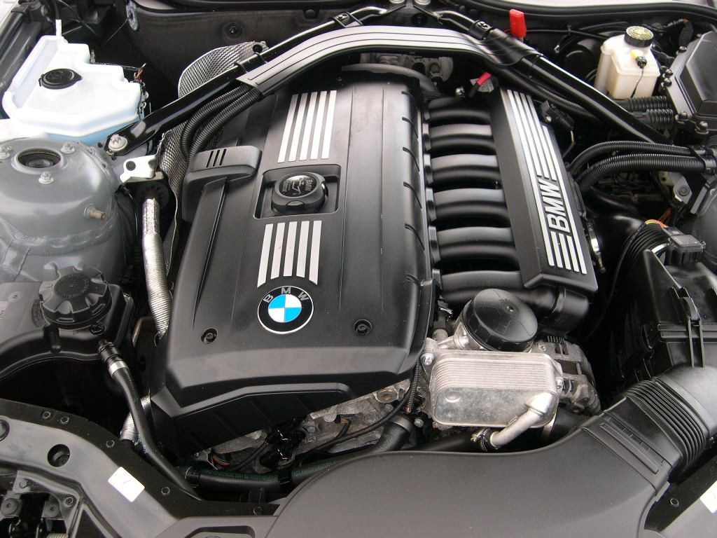 Fahrzeugabbildung BMW Z4 sDrive23i+LEDER+SHZ+2xPDC