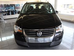 Fahrzeugabbildung Volkswagen Touran Trendline,Bastler Fahrzeug