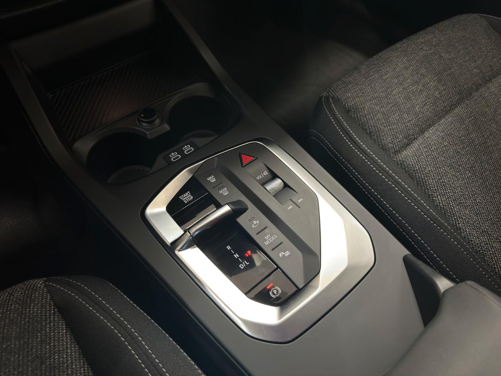 BMW 1 Series i M-SPORT LED CARPLAY TOTWINKEL SHZ KAMERA, миниатюра 20