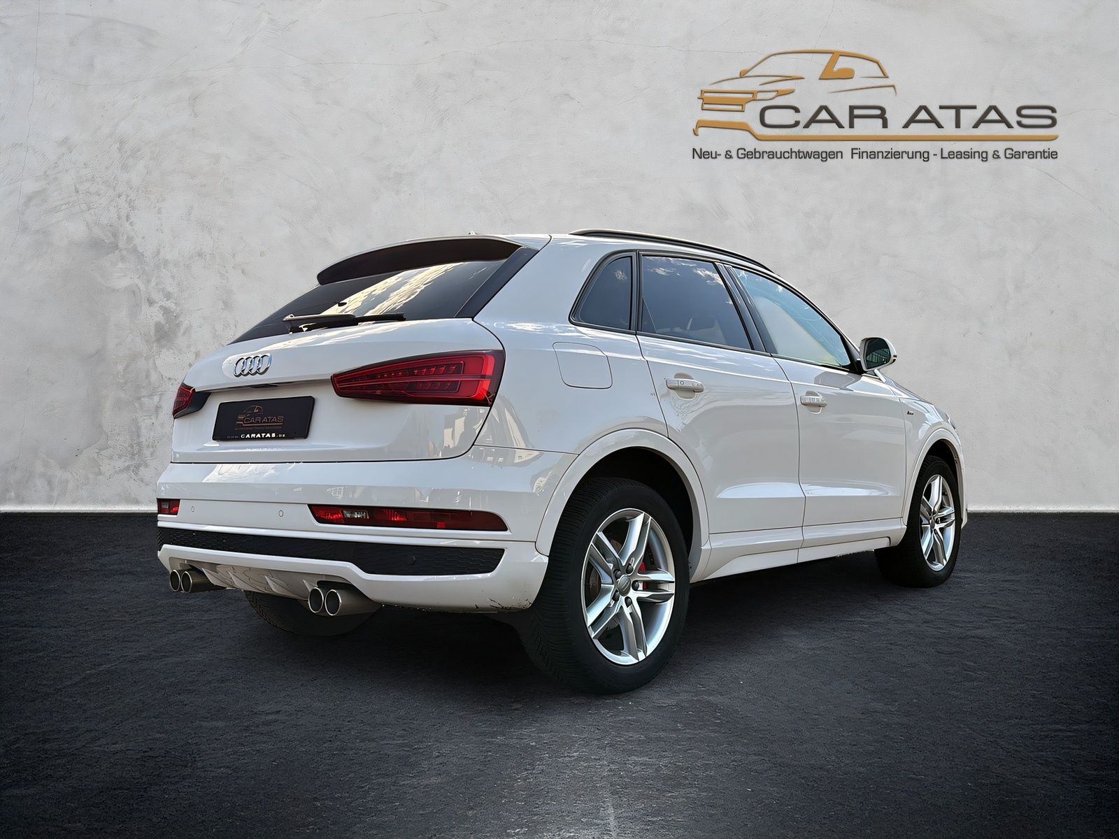 Fahrzeugabbildung Audi Q3 2.0 TDI S LINE SELECTION PANO NAVI KEYLESS