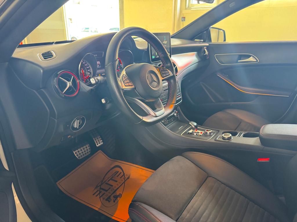 Mercedes-Benz CLA 45 AMG
