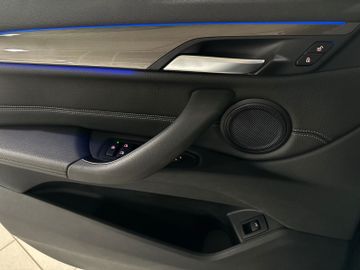 Fahrzeugabbildung BMW X1 xD20d xLine Stop&Go Kamera Panorama HUD HiFi