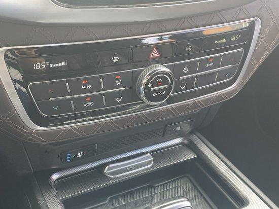 Ssangyong Rexton 2.2 E-XDI 4WD 8AT Sapphire 5S EL AHK ACC