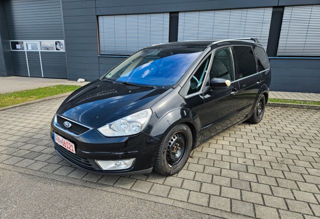 Ford Galaxy Titanium / 2,2 TDCI /TÜV /