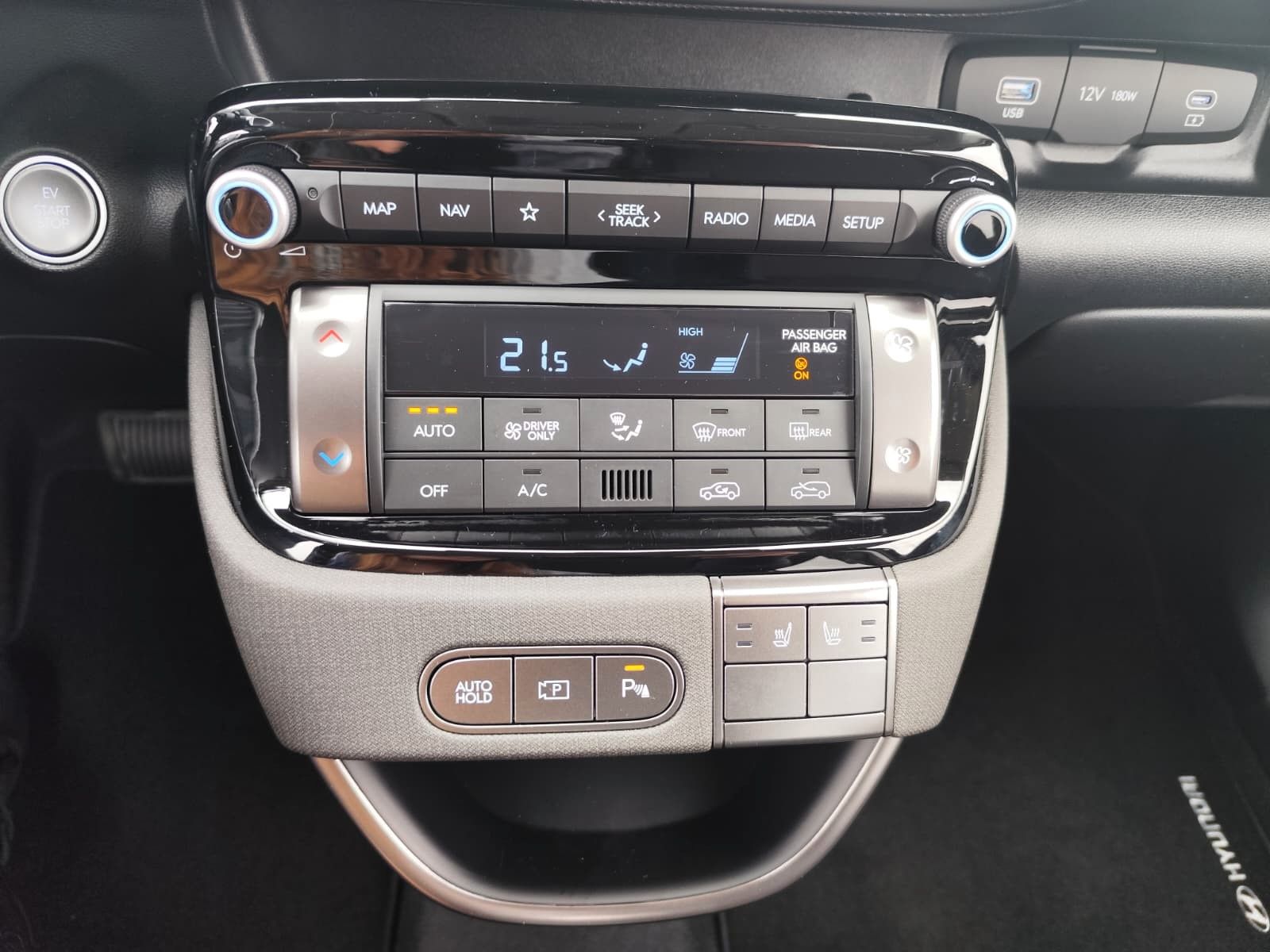 Hyundai INSTER – Bild 23