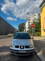 Volkswagen Seat alahambra 7 sıtze. 2.0 tdı 140ps - Volkswagen Touran mit Diesel-Antrieb: 140 Ps