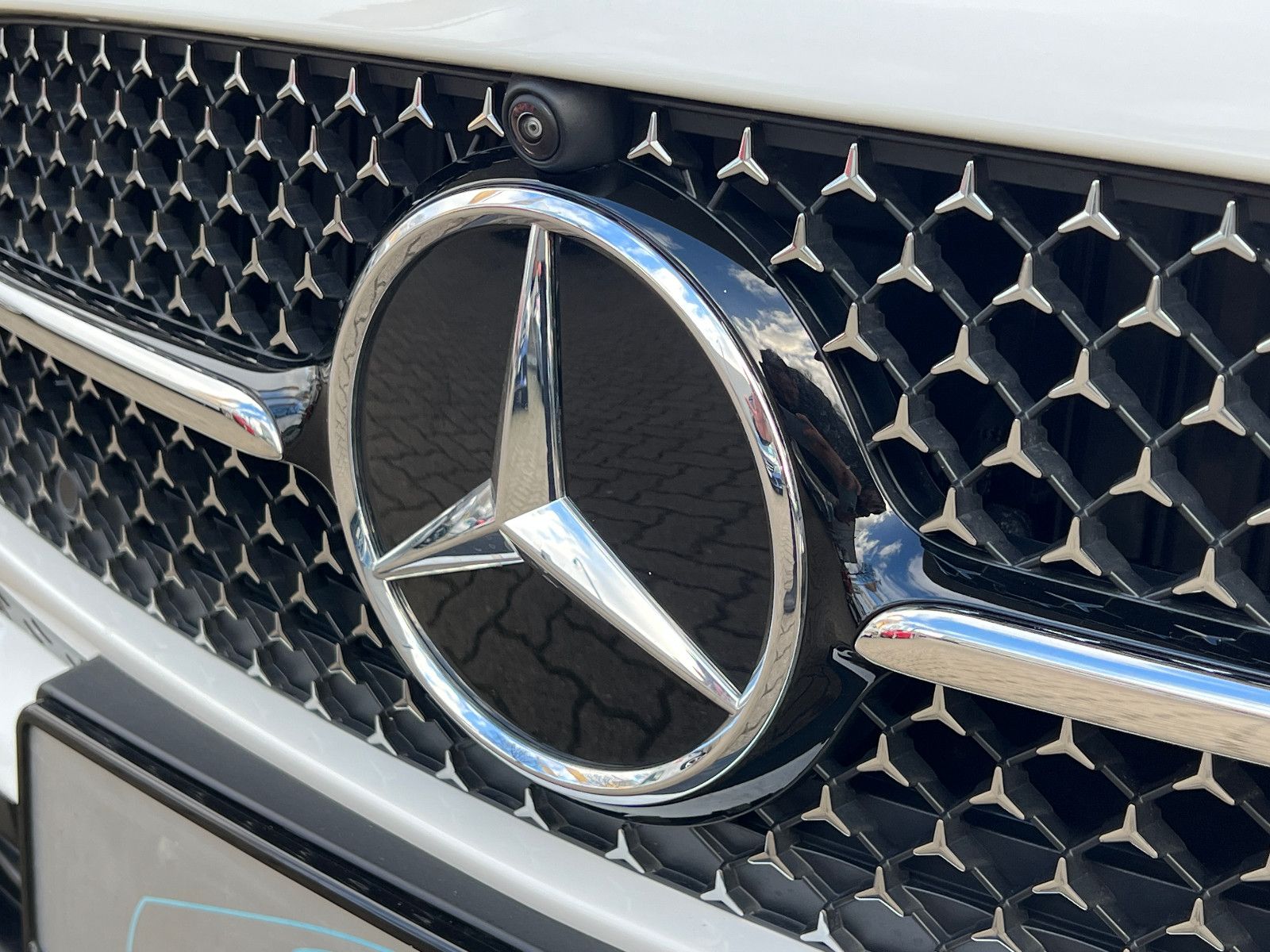 Fahrzeugabbildung Mercedes-Benz CLE 200 AMG LINE PREMIUM PANORAMA SITZKLIMA