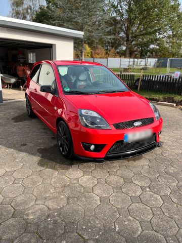 Ford FIESTA ST 150