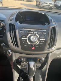 Ford Kuga - 11