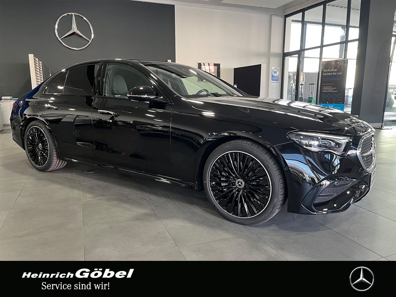 Fahrzeugabbildung Mercedes-Benz E 450 d AMG+PANO+DIGITAL-L+SUPERSCREEN+AIRMATIC