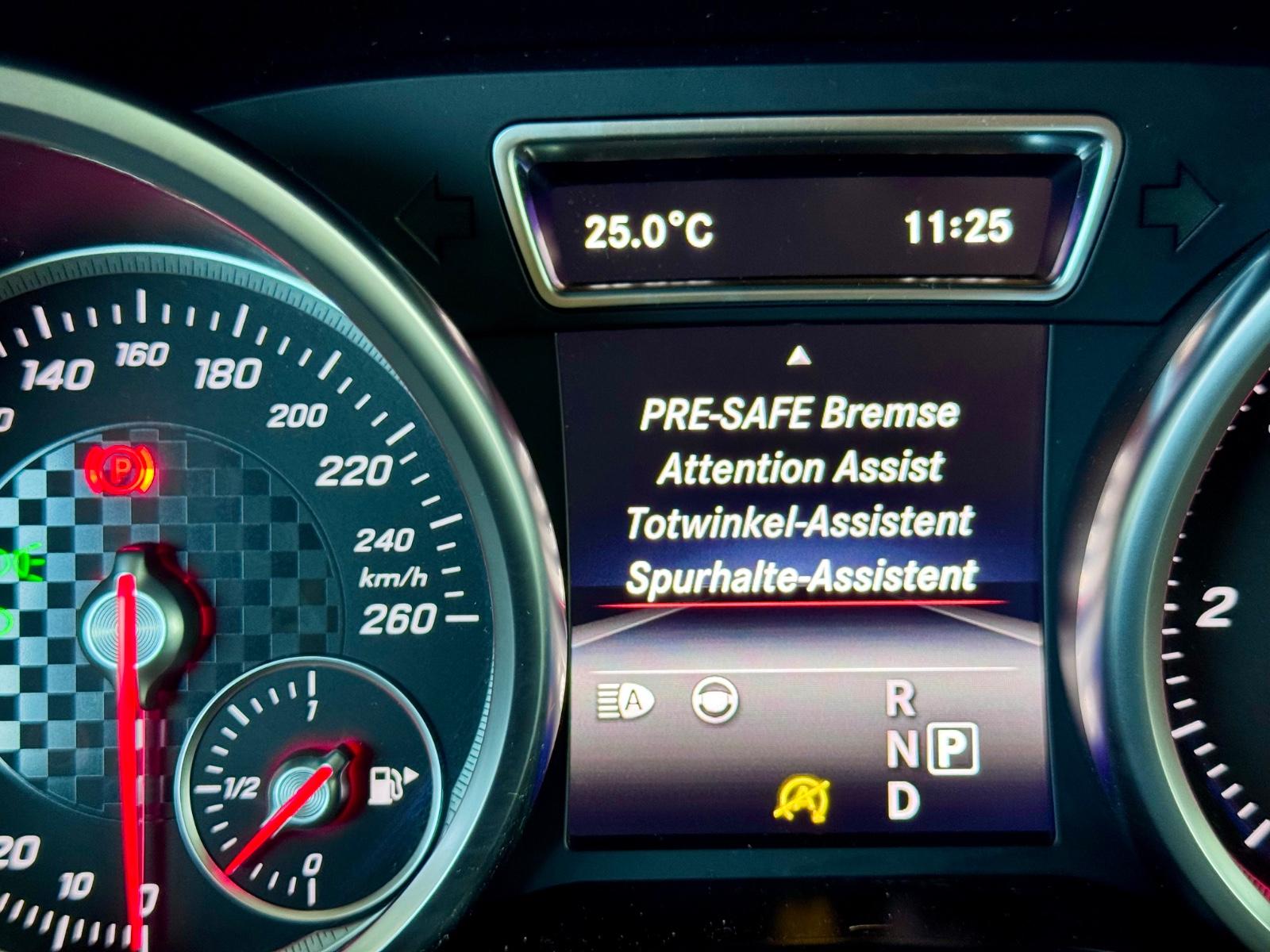 Mercedes-Benz GLE 350 d AMG Line Glasdach AHK Night Distronic