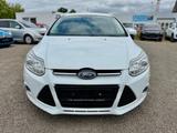 Ford Focus Turnier Titanium 1.6 2.Hand*Leder*Navi - Ford Focus aus 2011: Titanium