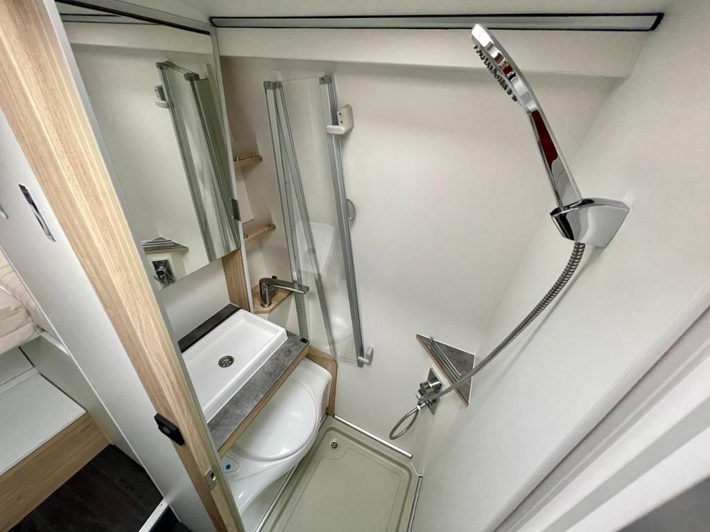 Fahrzeugabbildung Mercedes-Benz Sprinter 419 CDI 4x4 Yucon Frankia 6.0 LED*DISTR