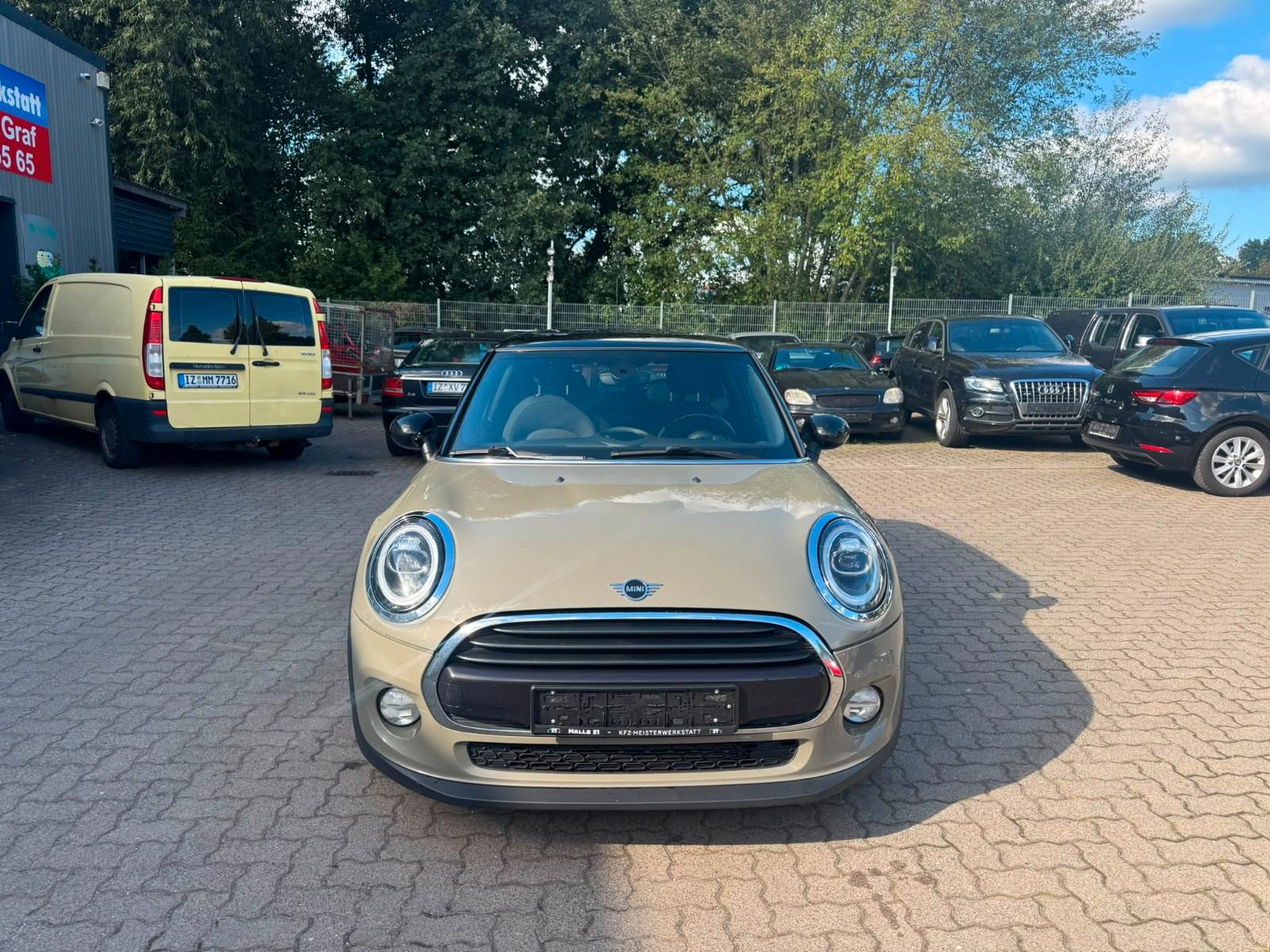 MINI COOPER SITZH°PDC°KLIMATR°PANO°TEMPOM°ALU°SH VOLL