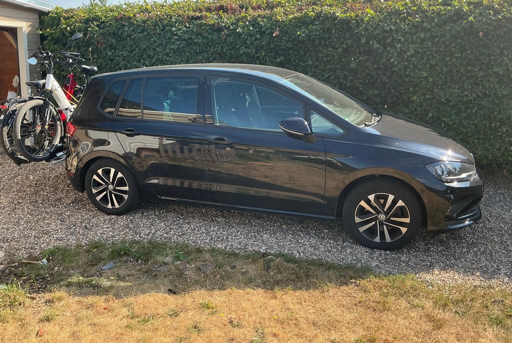 Image of Volkswagen Golf Sportsvan