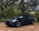 BMW 750 i|Navi|Xenon|Kamera|PDC|Shzg|Head-Up! - blaue BMW 750