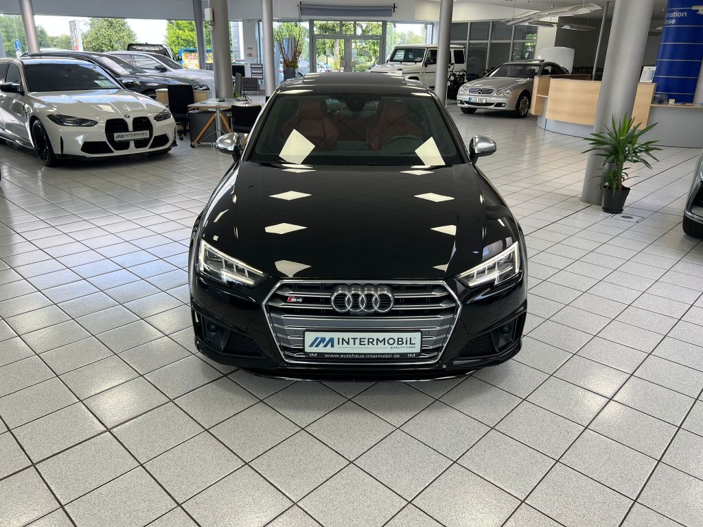 Audi S4 3.0 TFSI quattro Tiptronic*GSD*B&O*HUD*ACC*