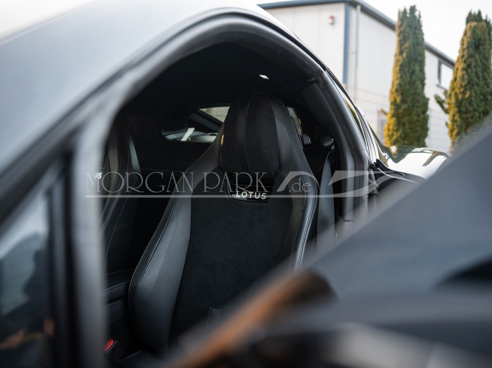 Fahrzeugabbildung Lotus Emira First Edition V6  *neuwertig*