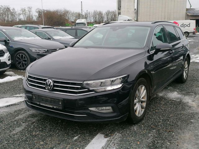 Volkswagen Passat Variant Business 2.0TDI ACC/LANE/NAVI