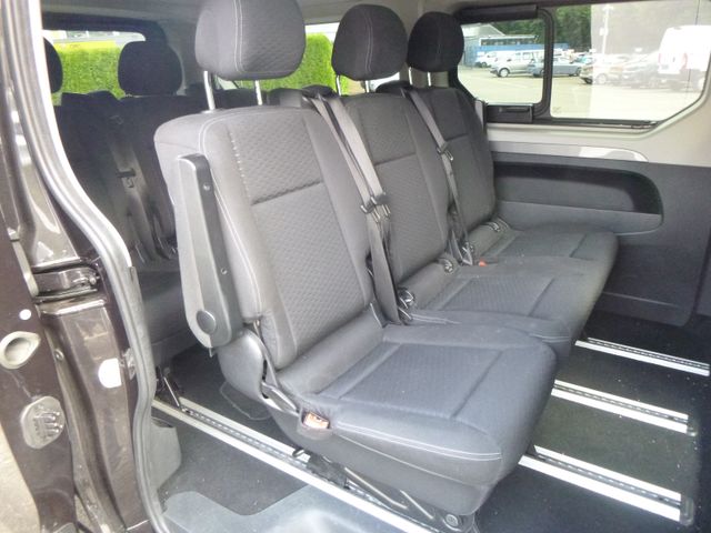 Vivaro Kombi Tourer L2 8-Sitzer Diesel