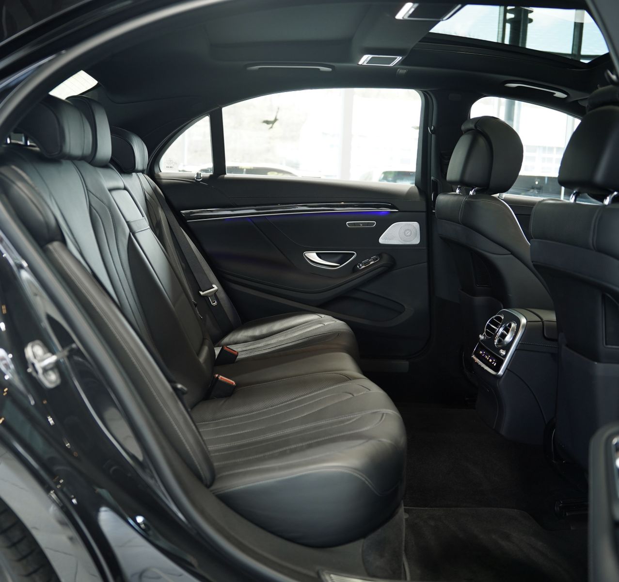 Mercedes Benz S 560
